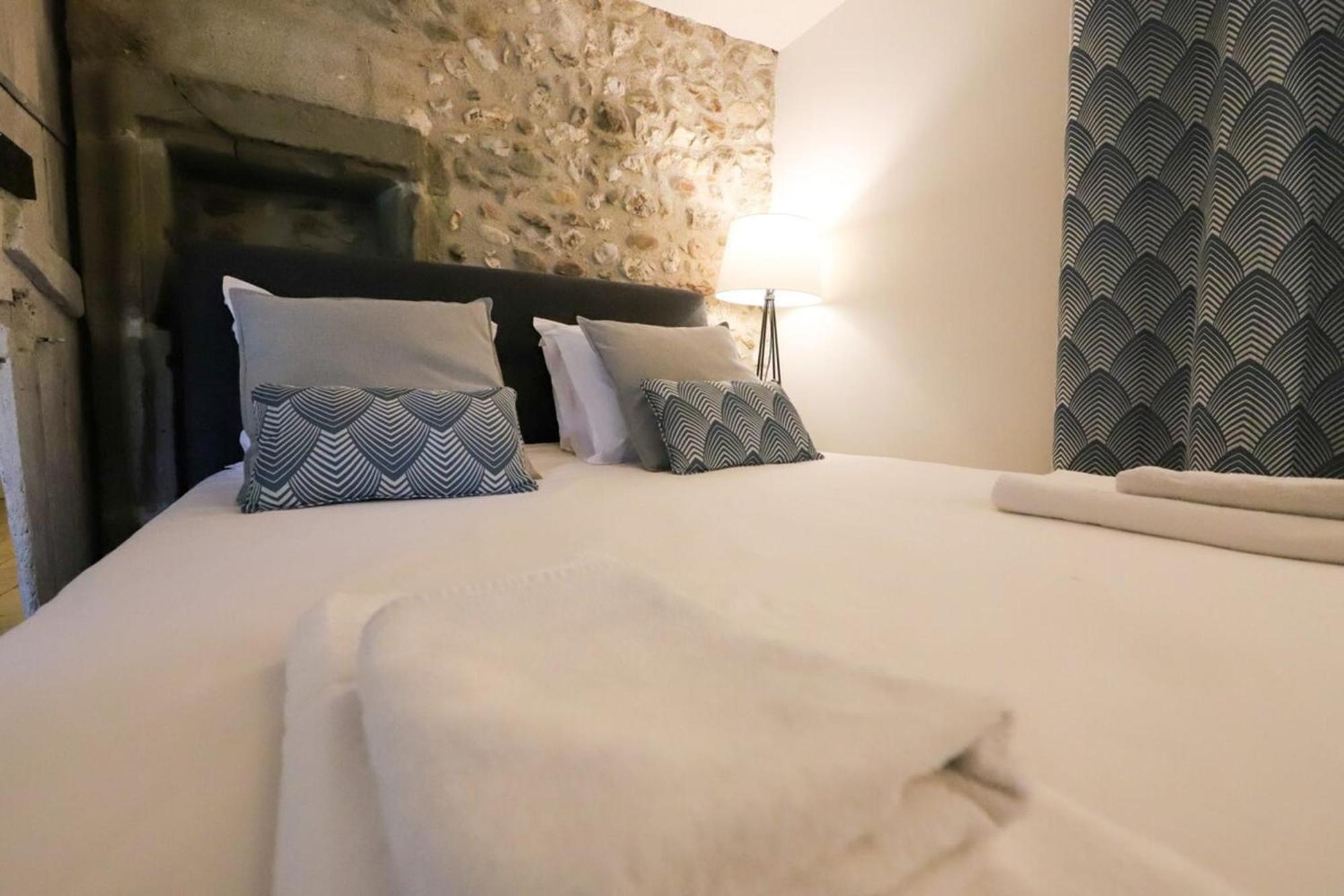 Pierres Plates Apartment Annecy Bagian luar foto